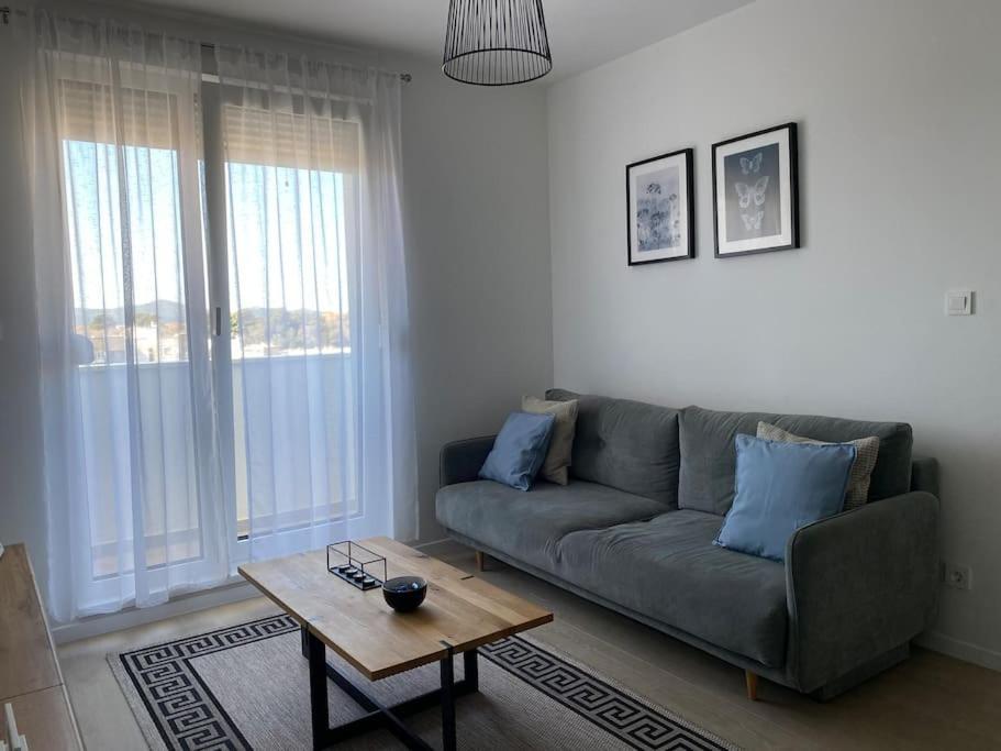 New Modern Apt Near Old Town - Private Parking Задар Екстериор снимка